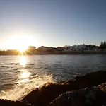 Marbella Banus Suites - Lily Playas Del Duque Banus Beach Apartment