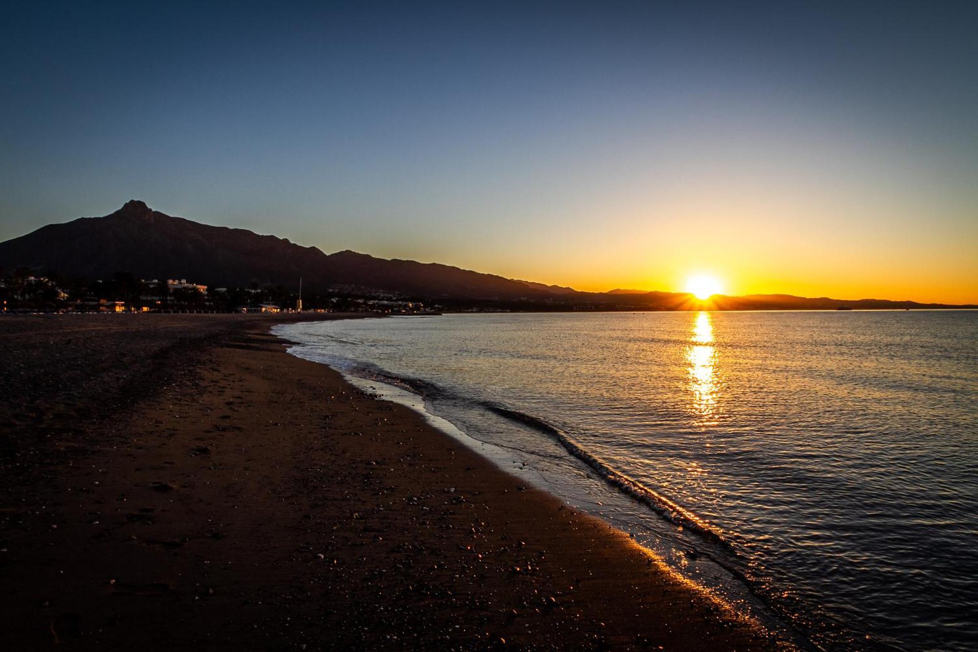 Apartment Banus - Lily Playas Del Duque Banus Marbella