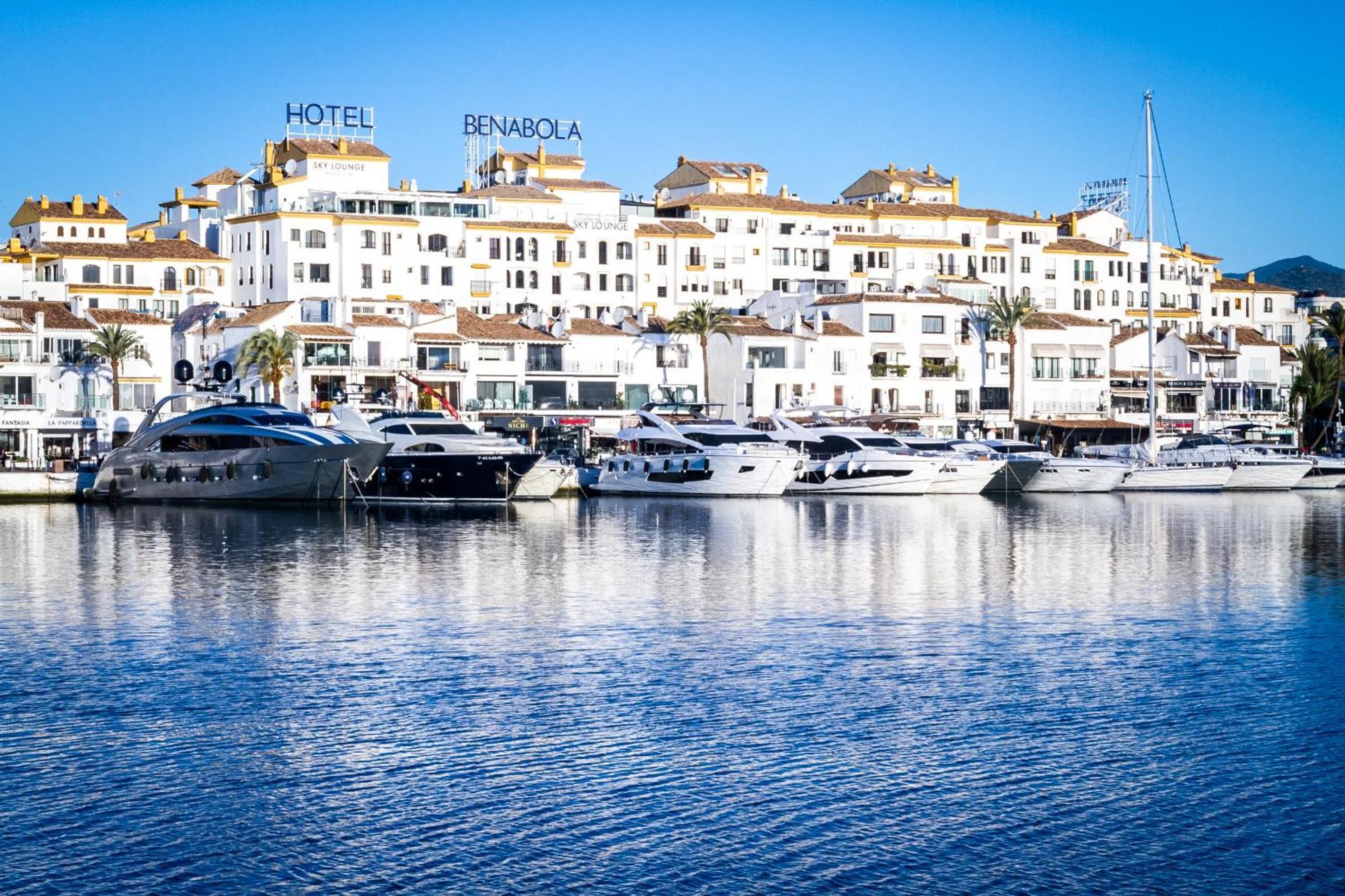 Apartment Banus - Lily Playas Del Duque Banus