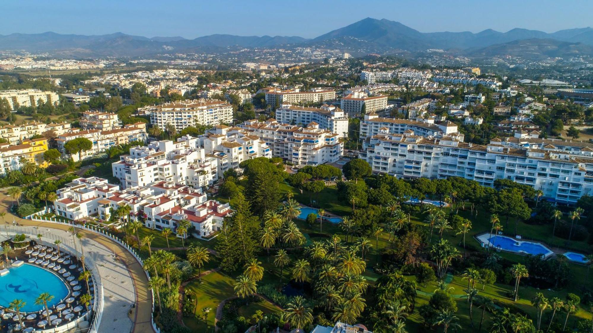 Banus - Lily Playas Del Duque Banus Marbella