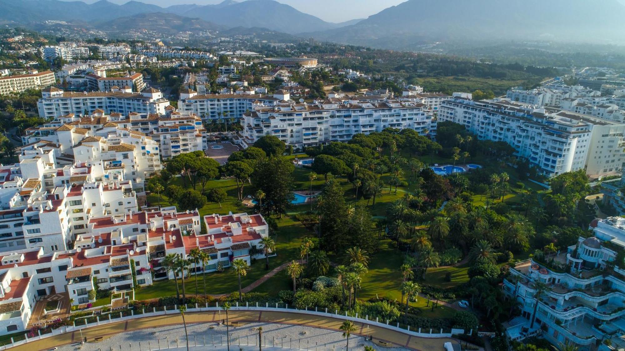 Banus - Lily Playas Del Duque Banus